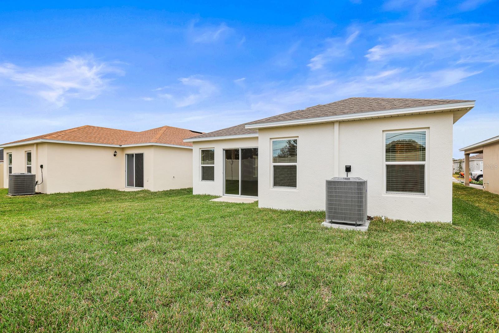 0772500; PEPPER GROVE PH I; LOT 20; PB 0085/0196 - Residential Lease