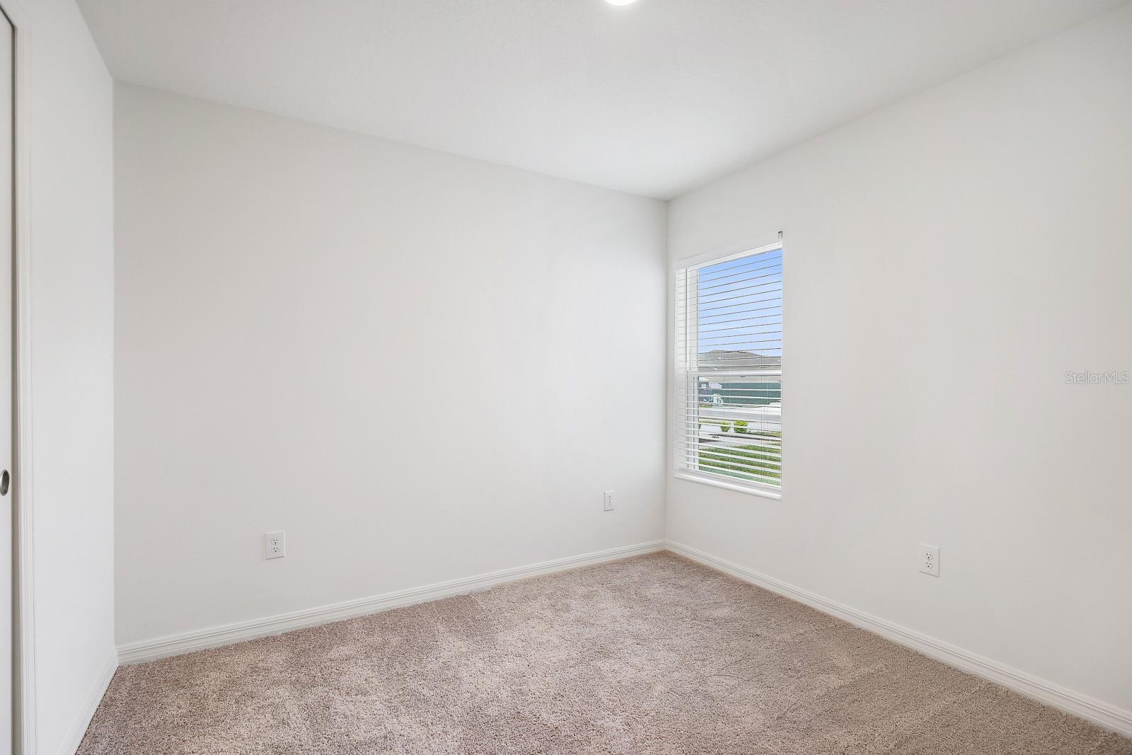 0772500; PEPPER GROVE PH I; LOT 20; PB 0085/0196 - Residential Lease