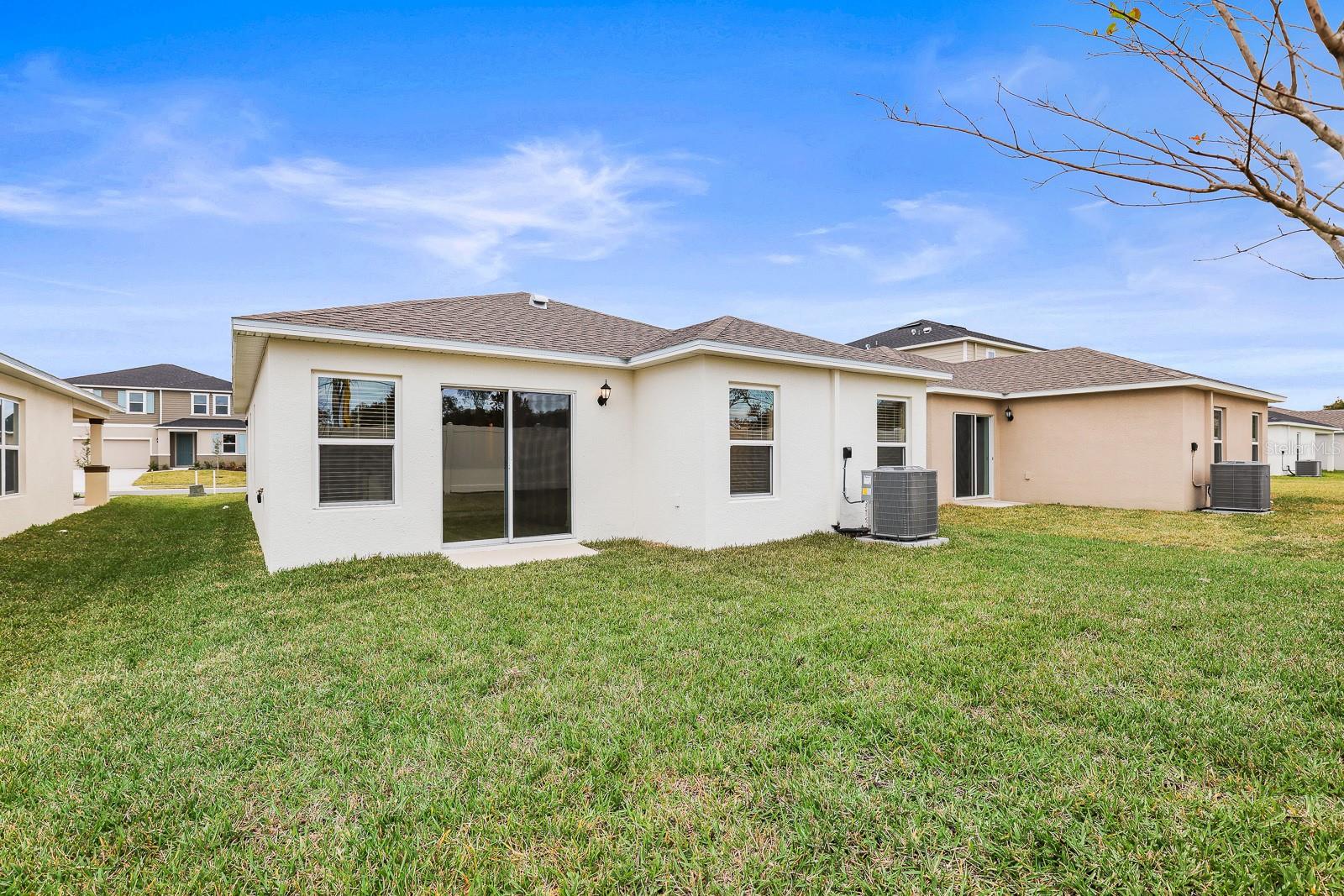 0772500; PEPPER GROVE PH I; LOT 20; PB 0085/0196 - Residential Lease