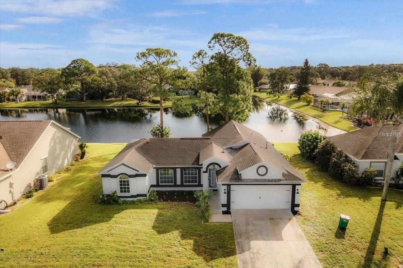 896 HUNTERS CREEK DRIVE