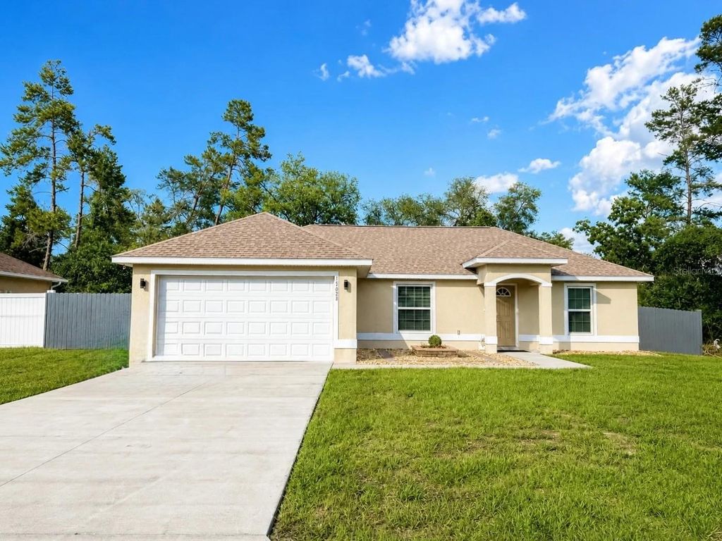 Photo of 17023 SW 41st Avenue, Ocala, FL 34473 (MLS # OM724960)