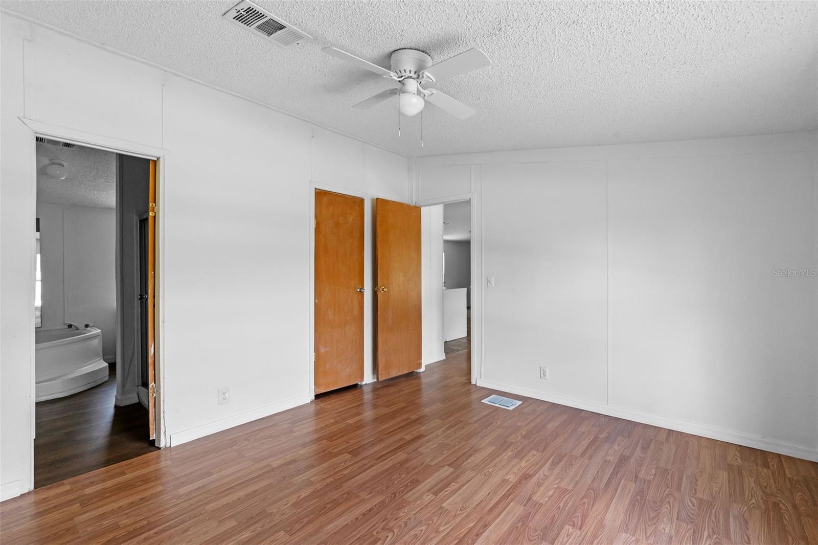 LAKE WEIR HEIGHTS - Residential
