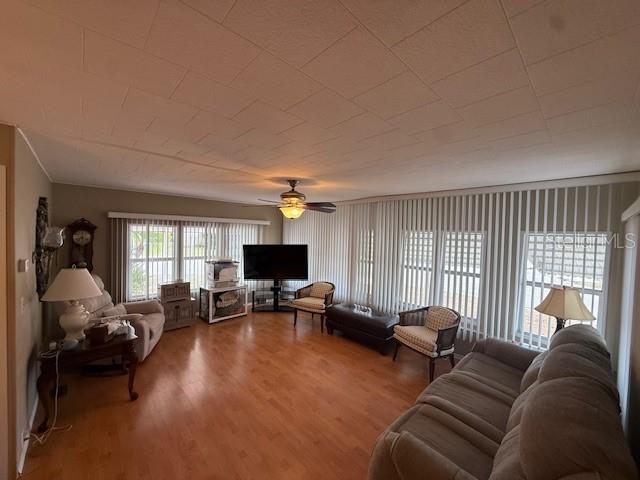 TRI-PAR ESTATES - Residential