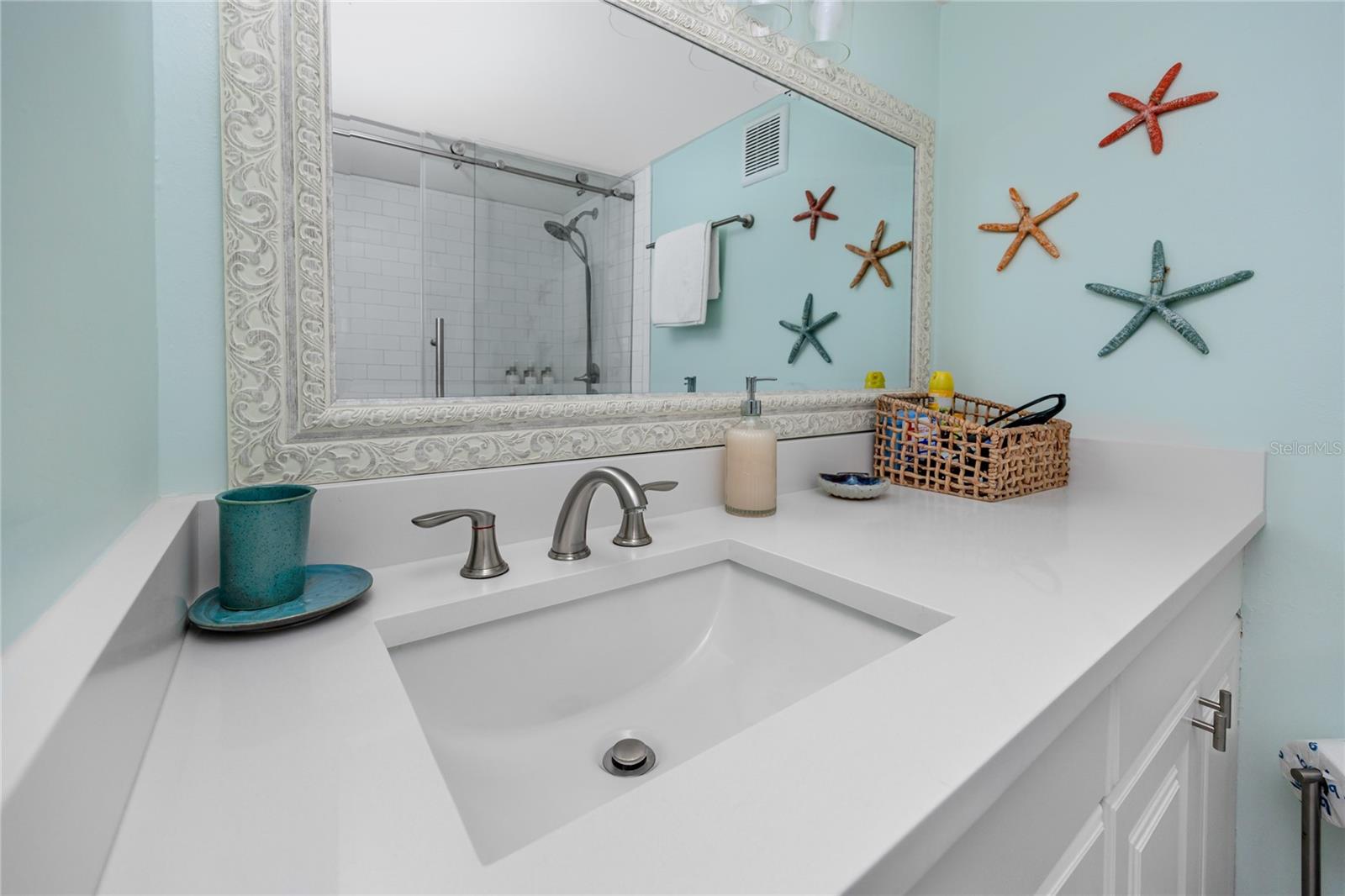 MADEIRA BEACH YACHT CLUB CONDO - Residential
