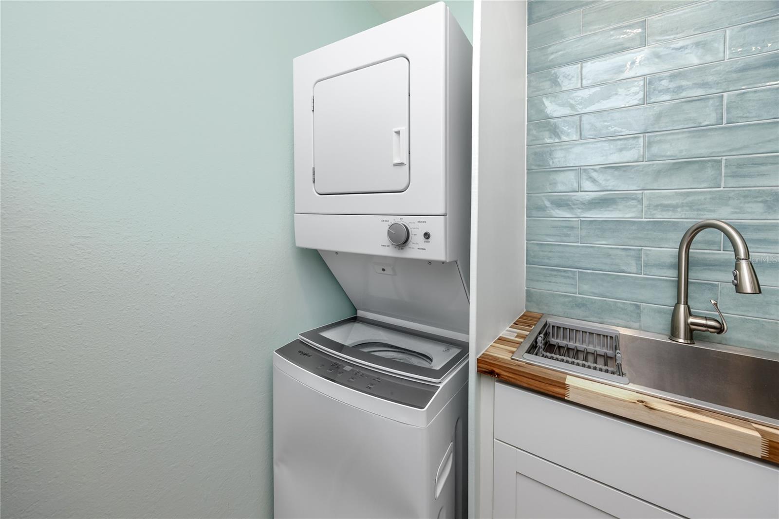MADEIRA BEACH YACHT CLUB CONDO - Residential