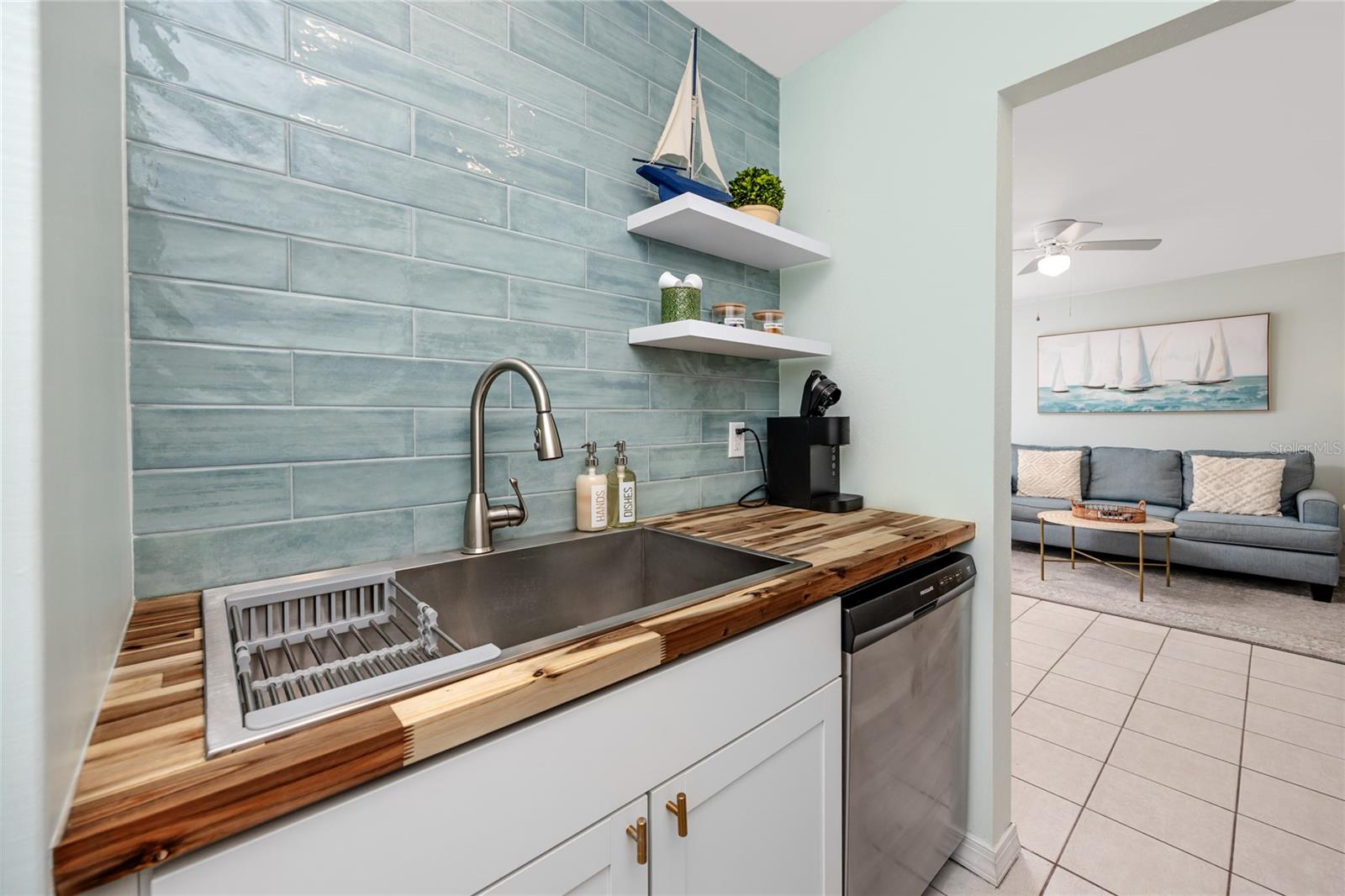 MADEIRA BEACH YACHT CLUB CONDO - Residential