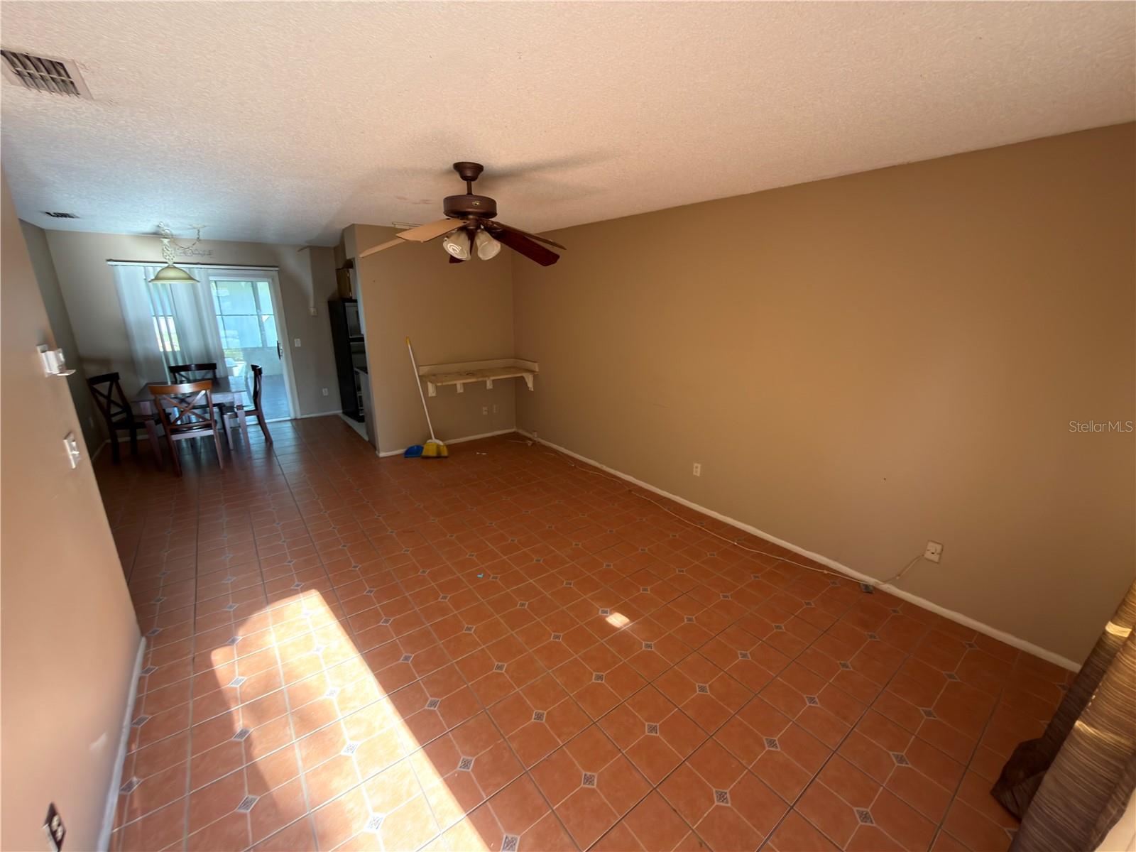 COLLEGE HEIGHTS - Residential
