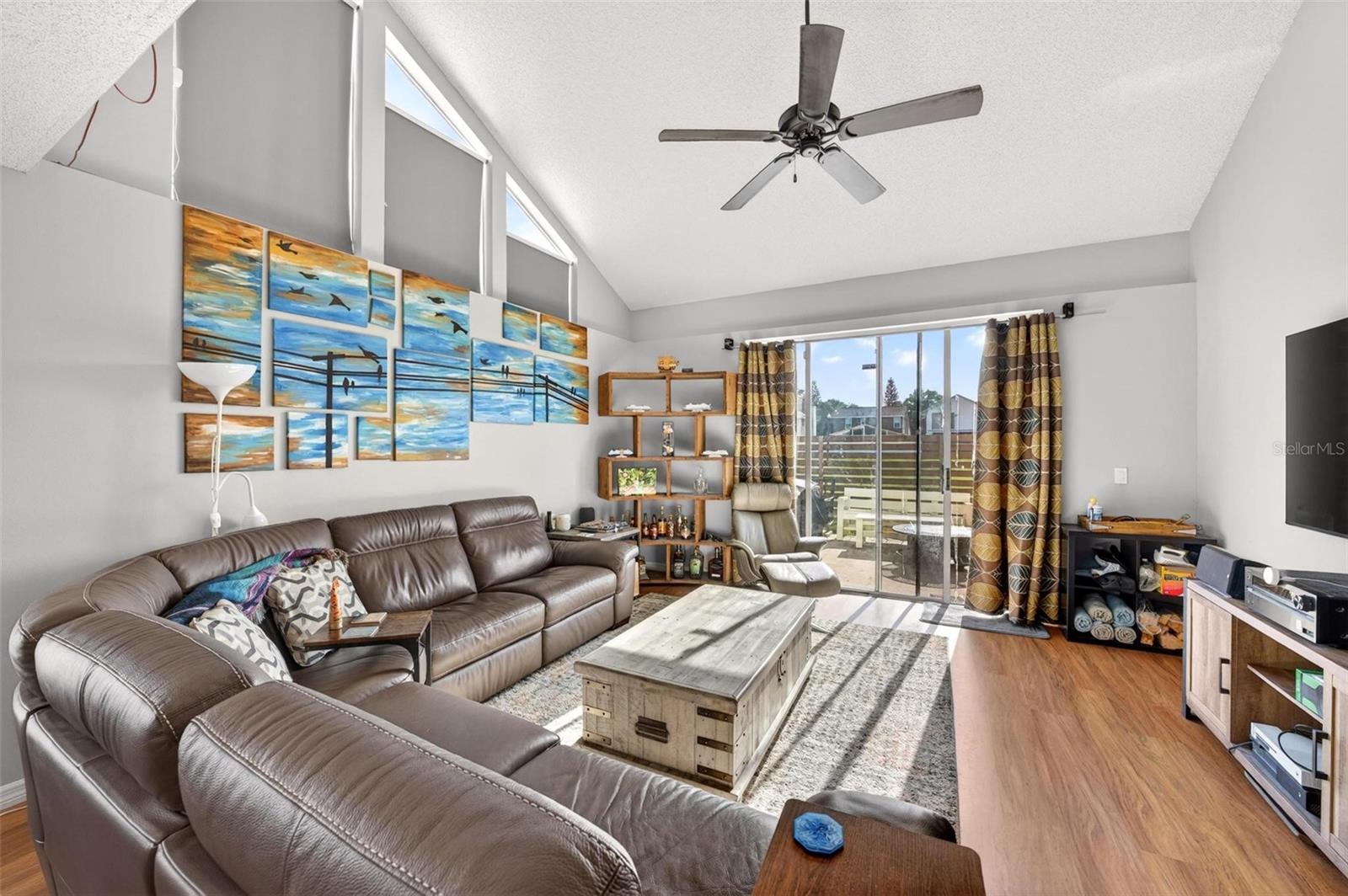 SUTTON RIDGE PH 03 UNIT 03 - Residential