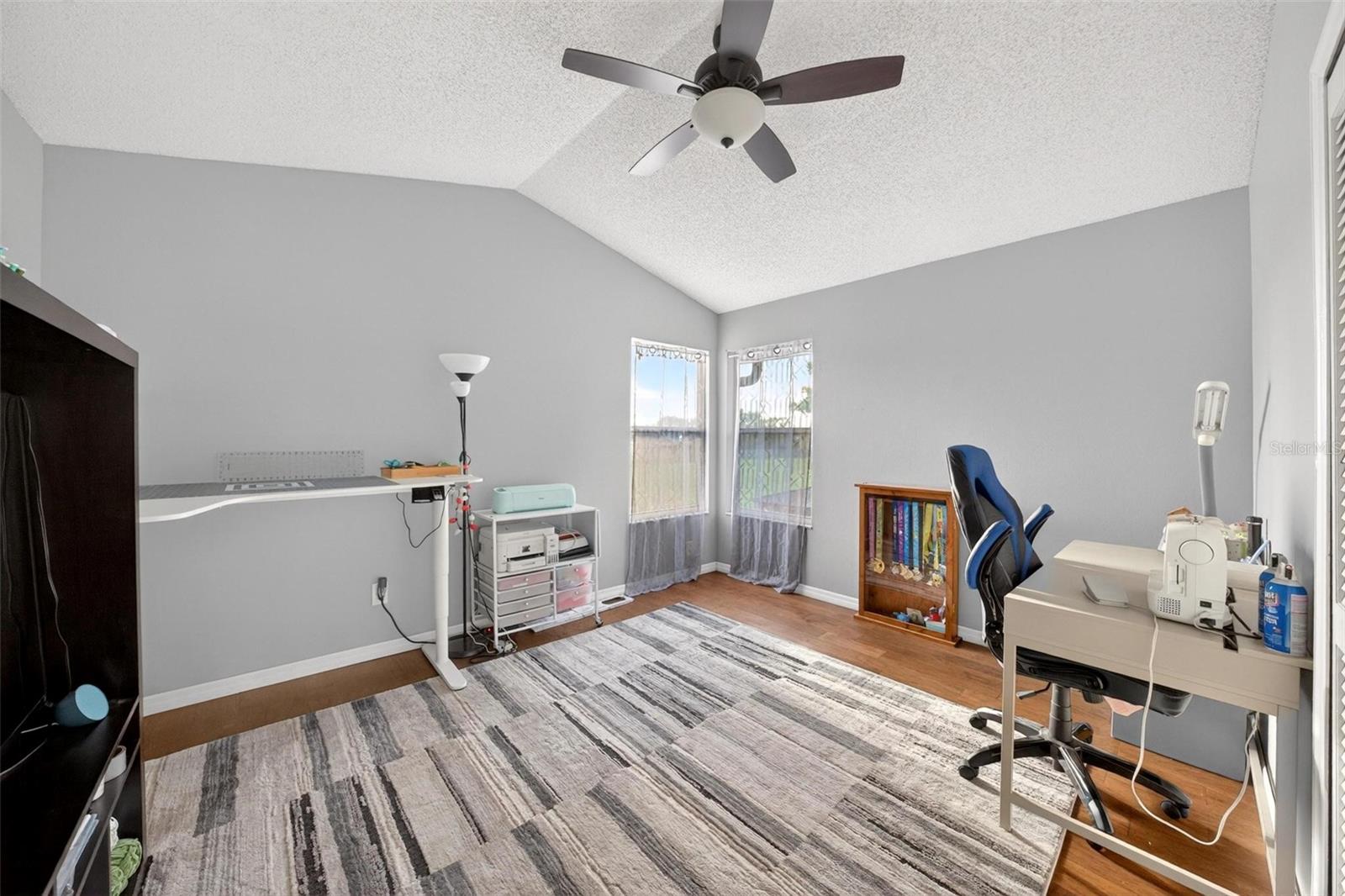 SUTTON RIDGE PH 03 UNIT 03 - Residential