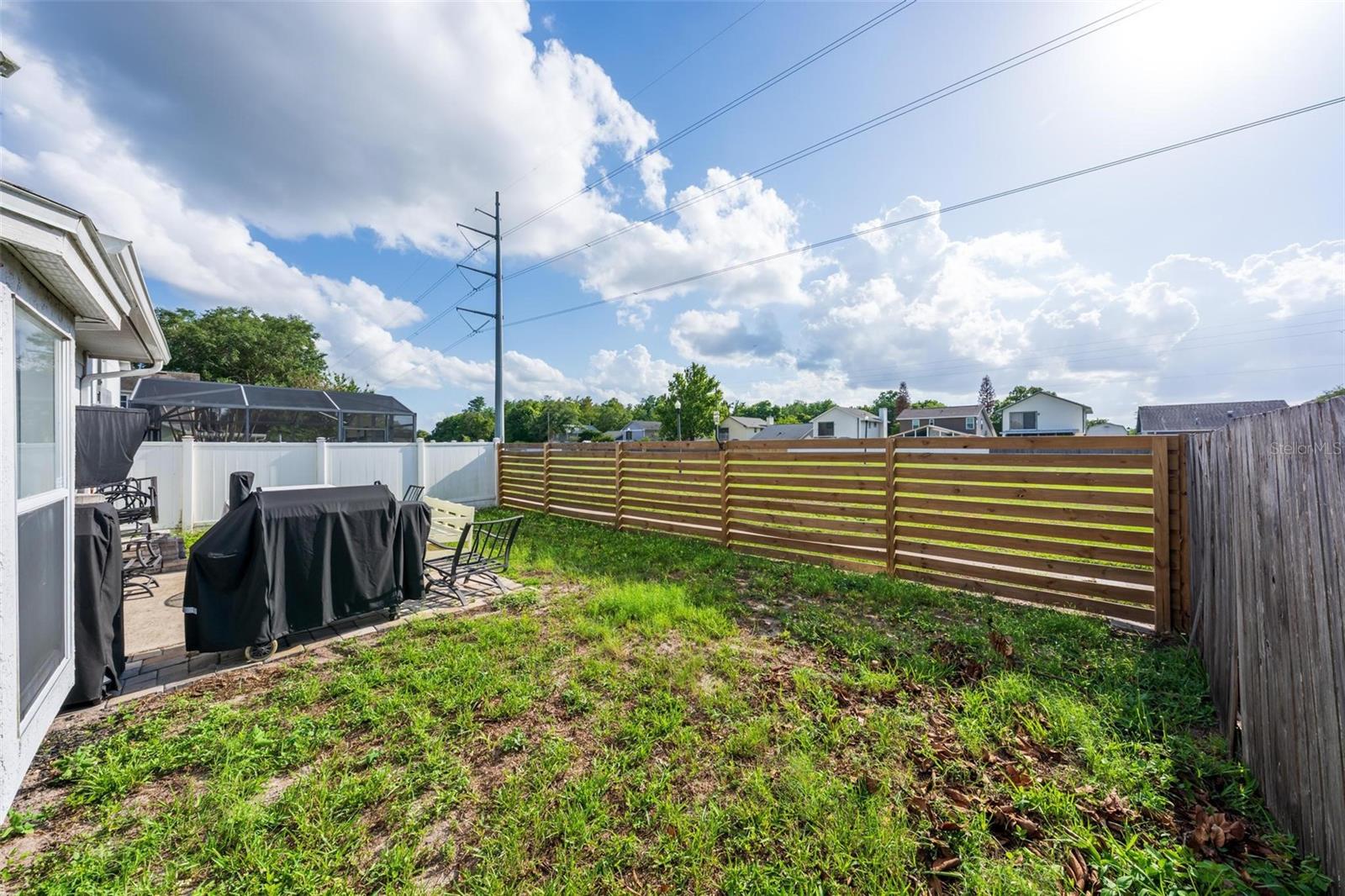 SUTTON RIDGE PH 03 UNIT 03 - Residential