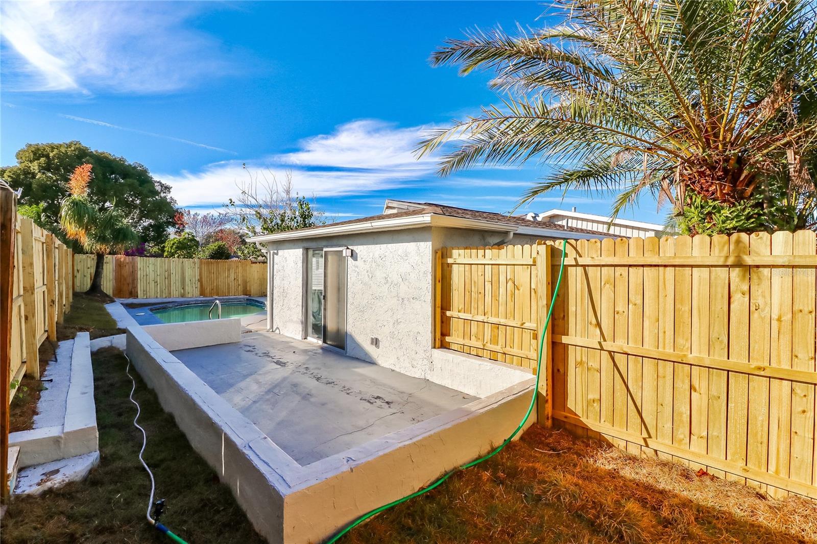 HILLANDALE UNIT 02 - Residential Lease