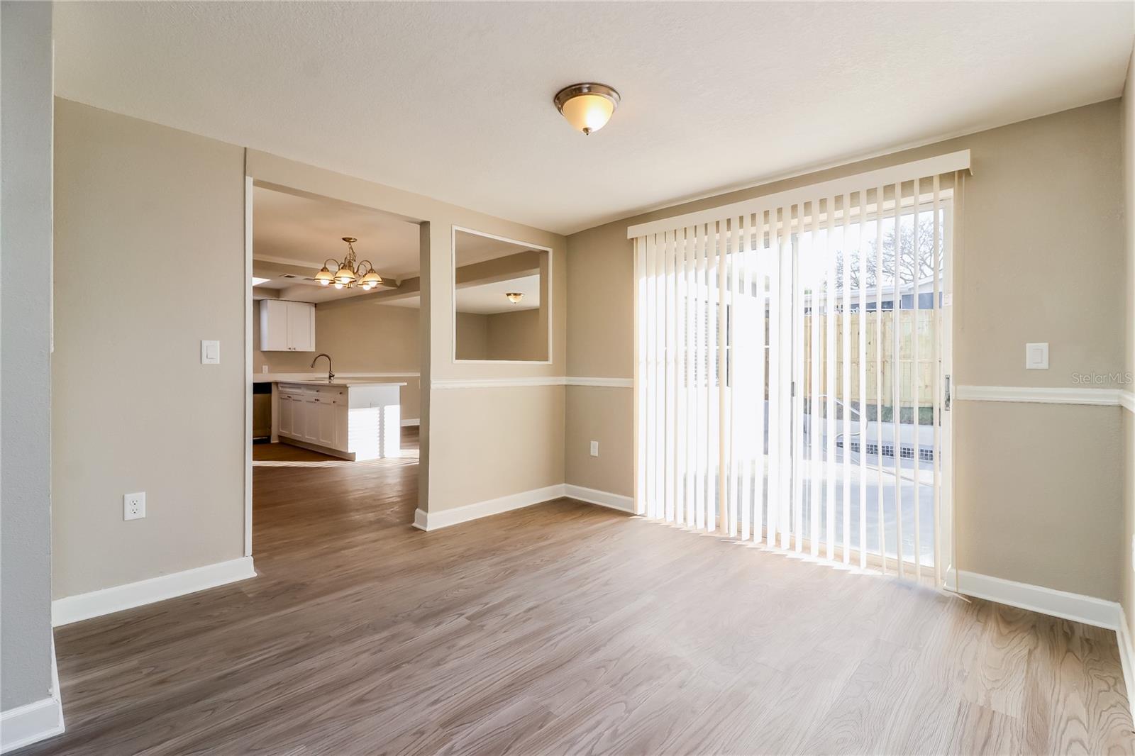 HILLANDALE UNIT 02 - Residential Lease