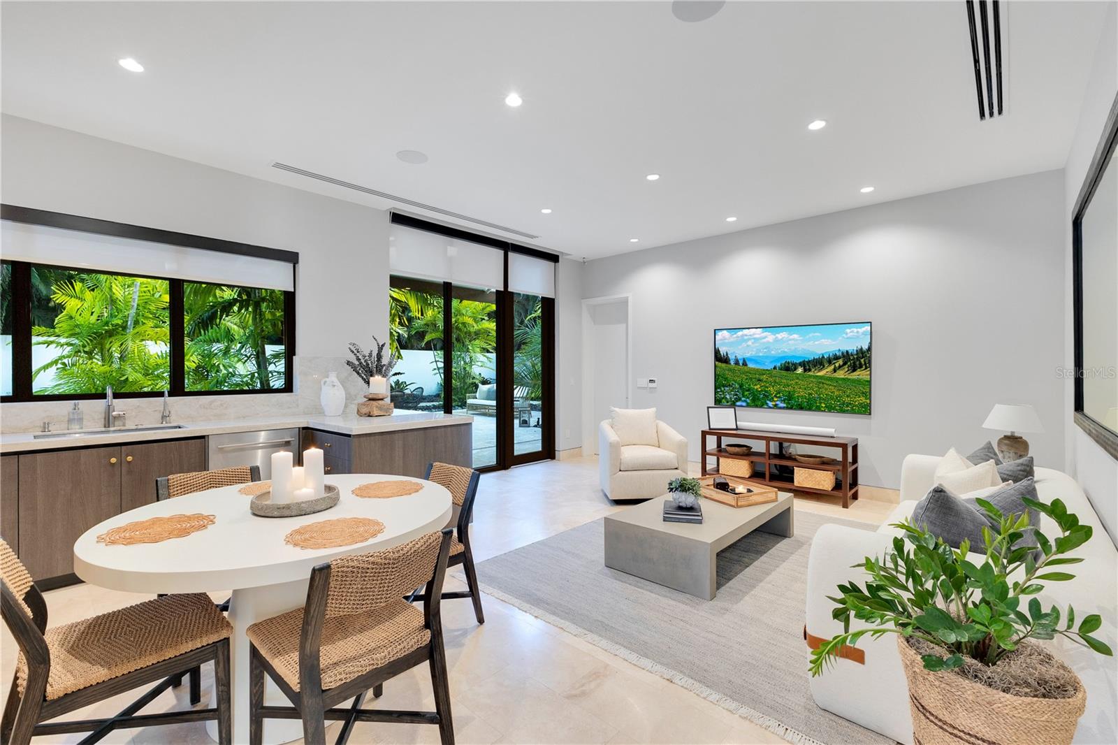 DORADO BEACH ESTATES - Residential