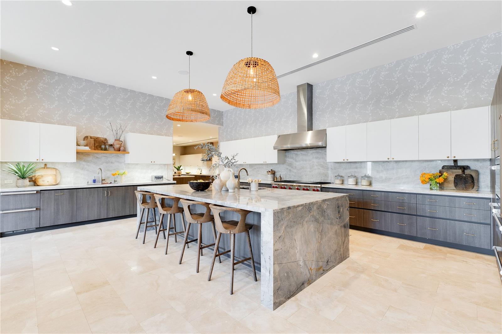 DORADO BEACH ESTATES - Residential