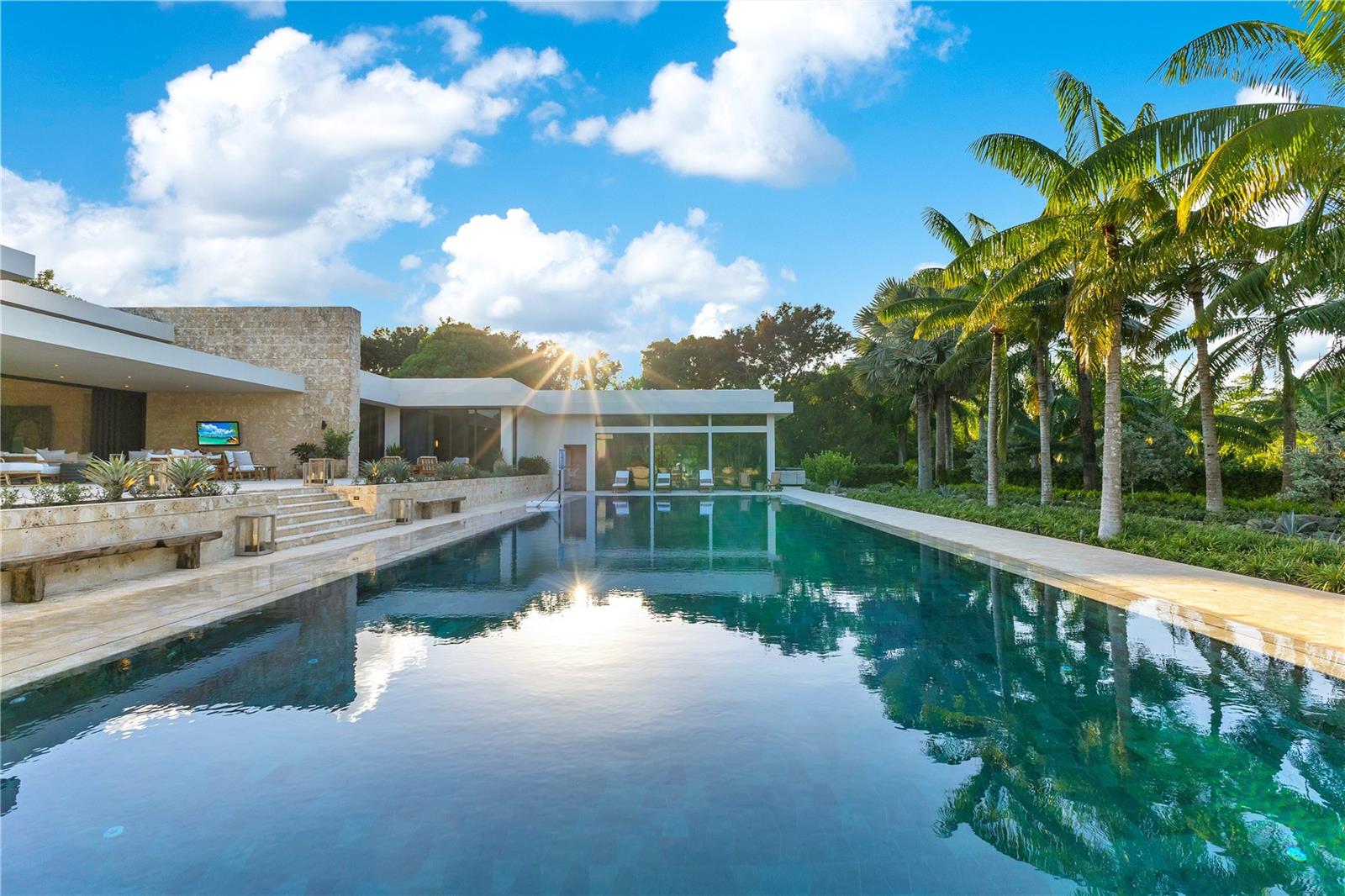DORADO BEACH ESTATES - Residential