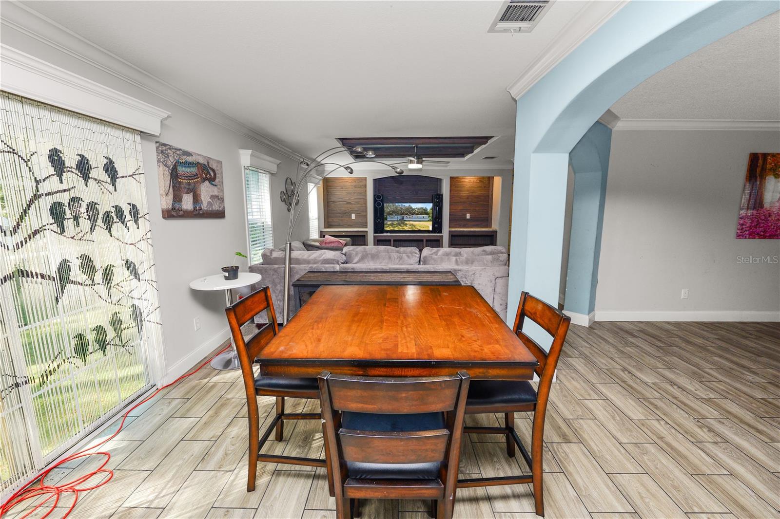 BELMONT WOODS - Residential