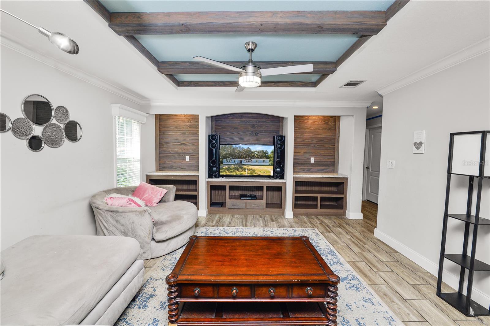 BELMONT WOODS - Residential