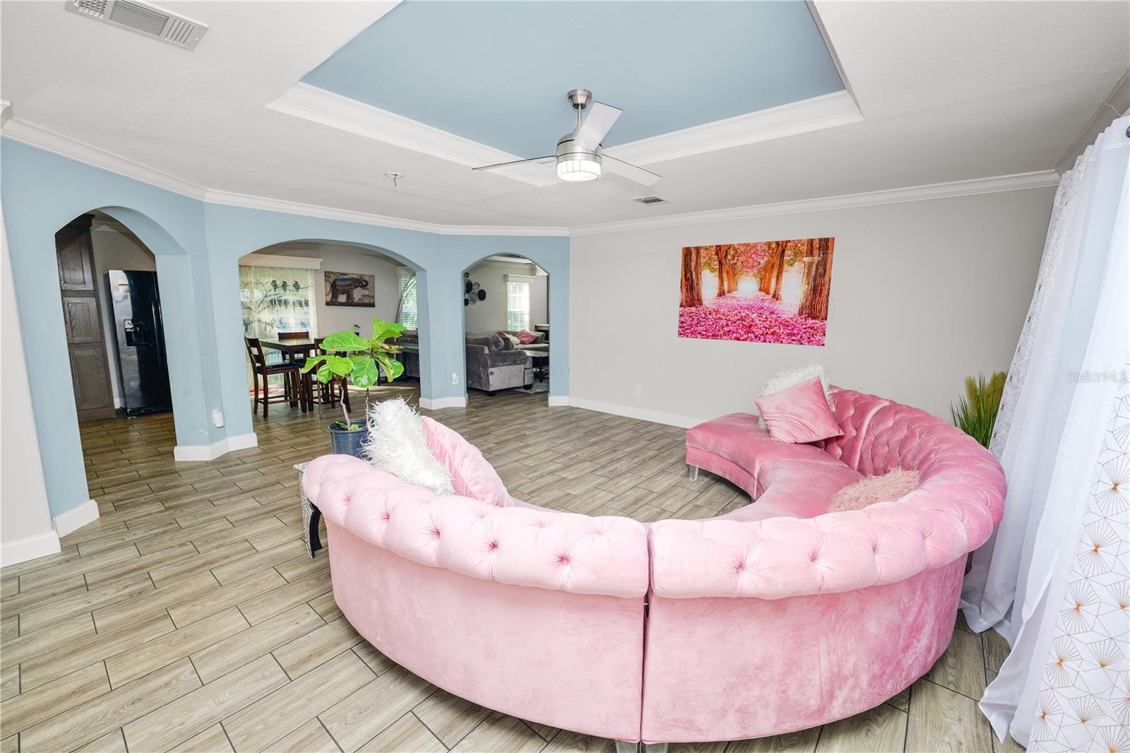 BELMONT WOODS - Residential