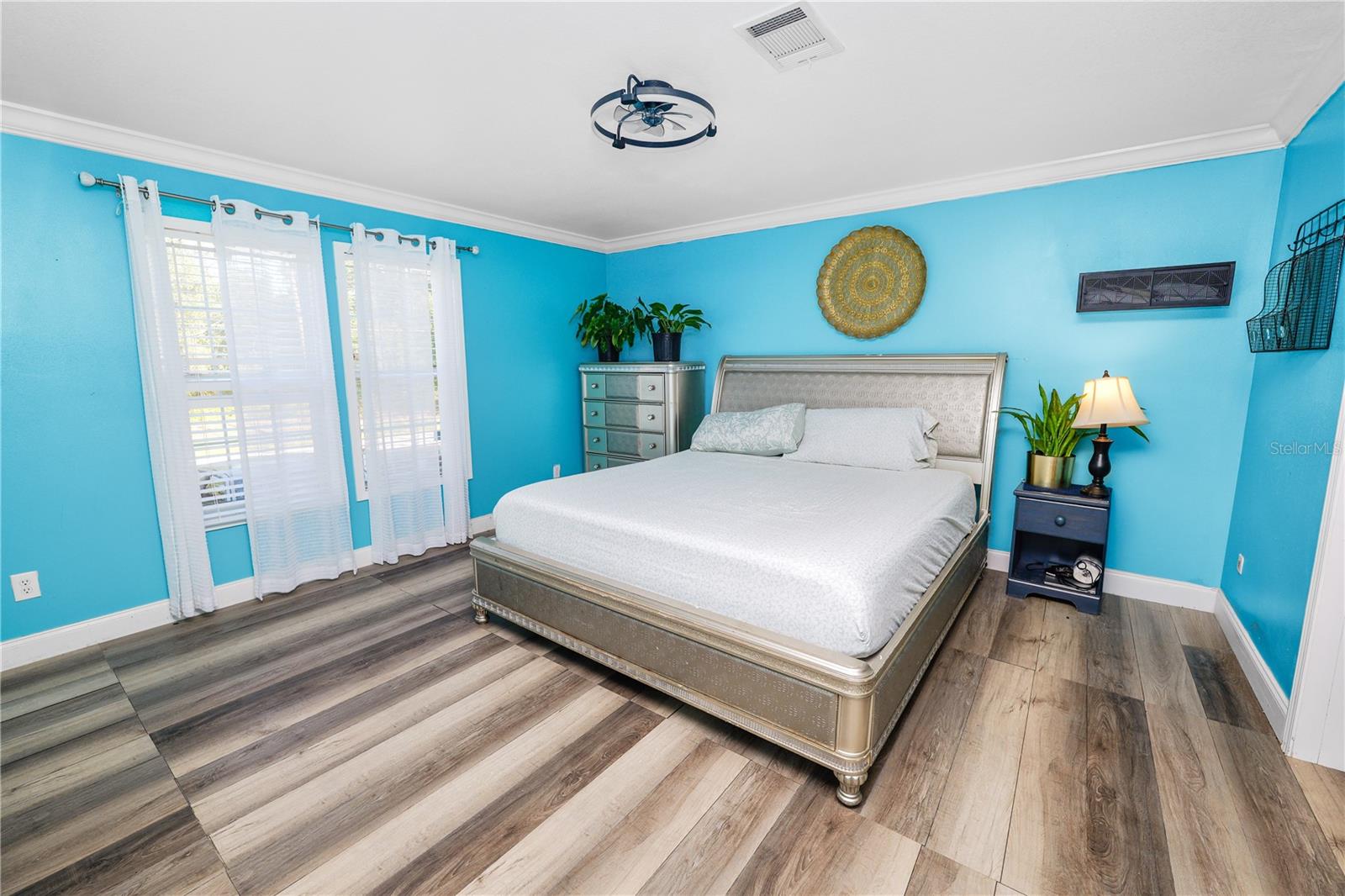 BELMONT WOODS - Residential