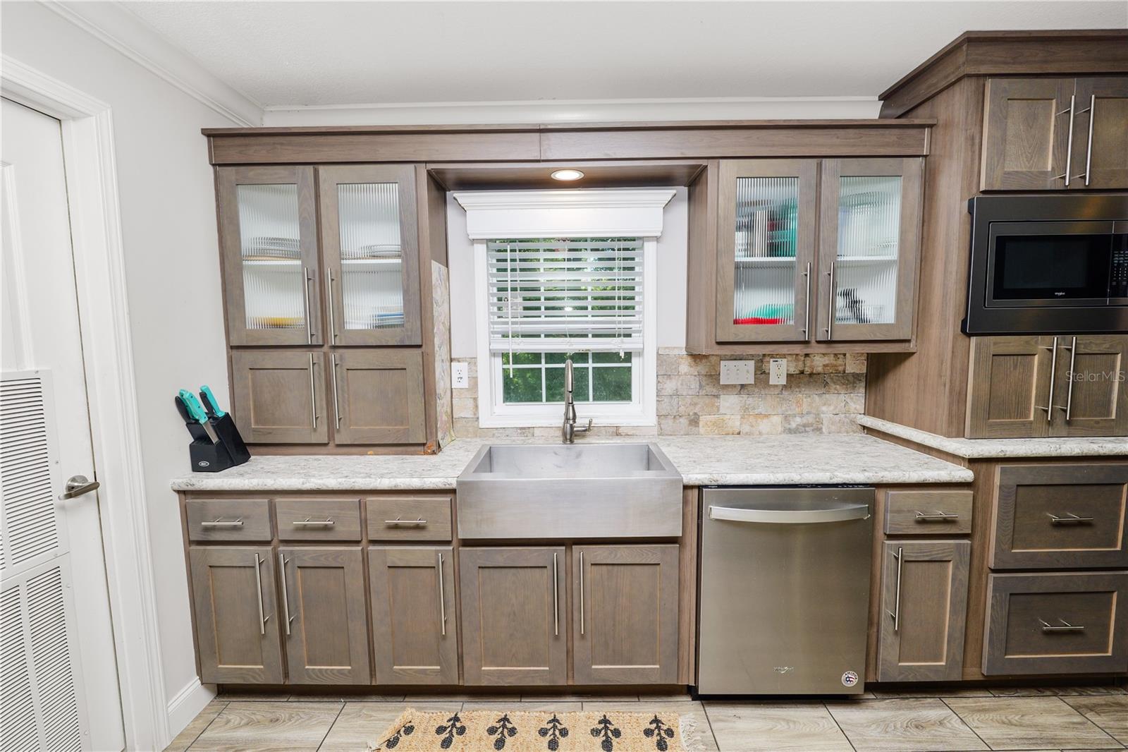 BELMONT WOODS - Residential