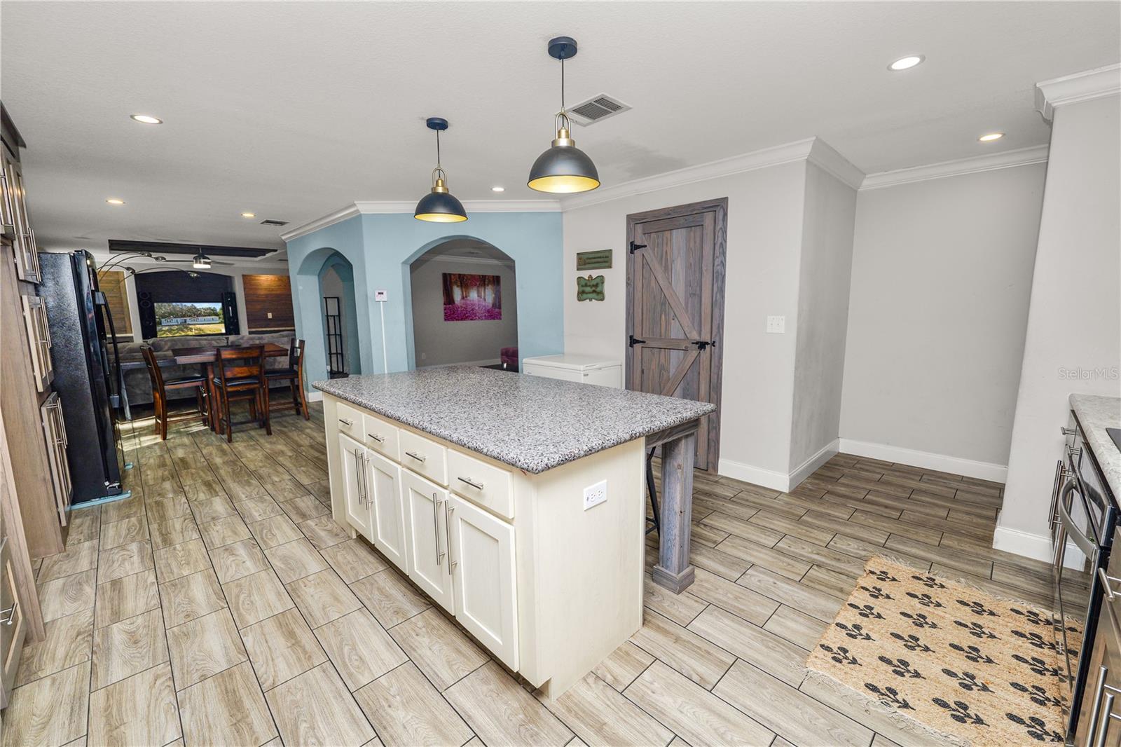 BELMONT WOODS - Residential