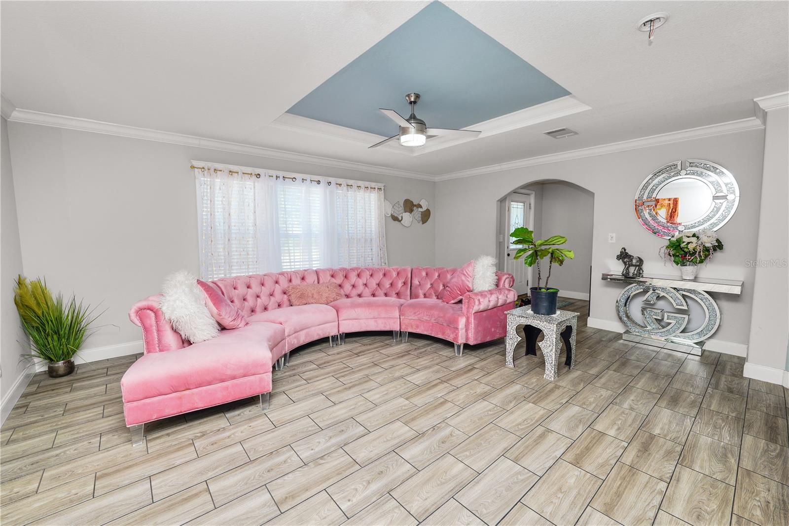 BELMONT WOODS - Residential