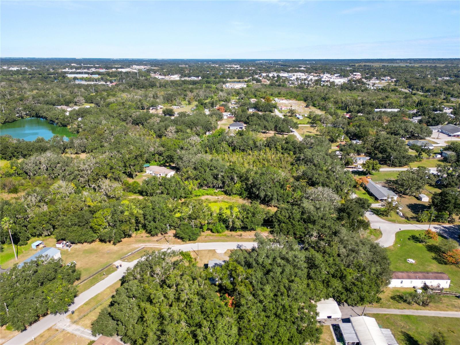 BELMONT WOODS - Residential