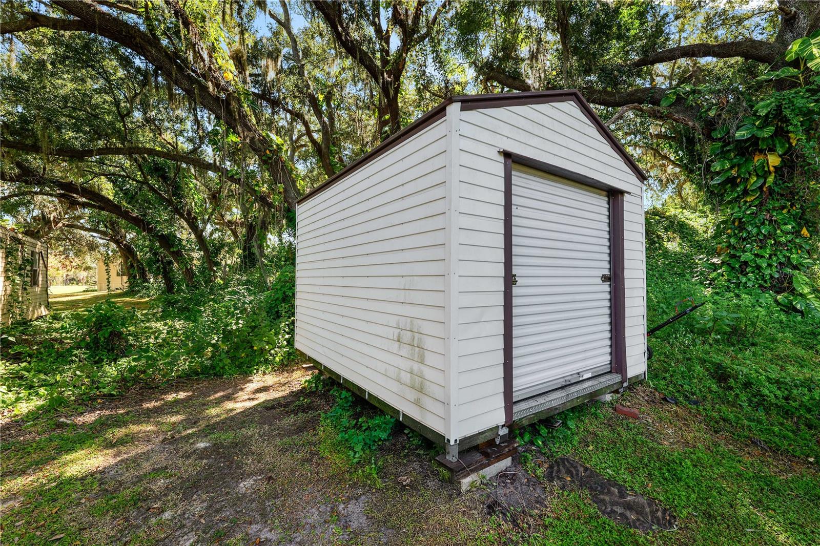 BELMONT WOODS - Residential