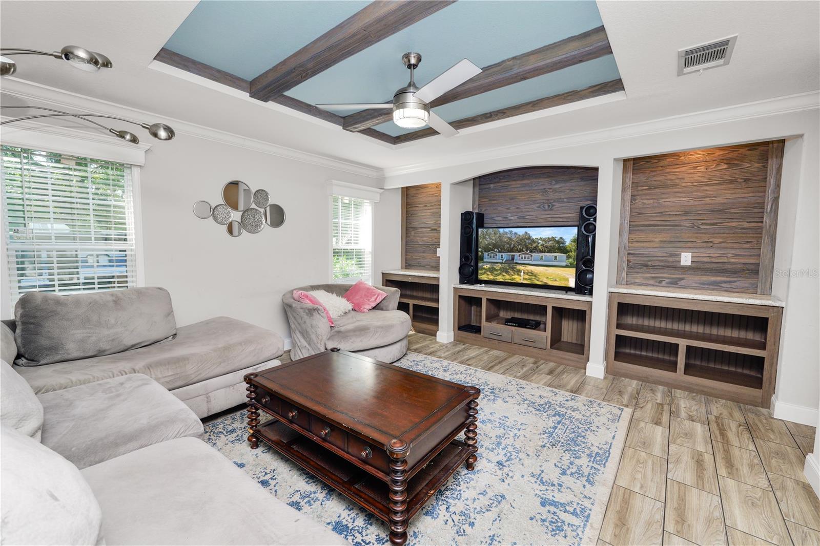 BELMONT WOODS - Residential