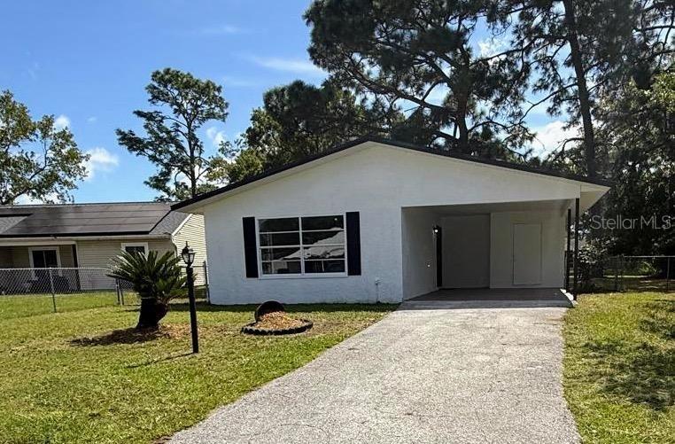 FOR RENT!!!
Fully Renovated Home ?
Move into this beautifully renovated home in the heart of Silver Springs Shores.
With a new roof, modern kitchen, updated bathrooms, sleek flooring, and energy-efficient windows, plus a beautiful yard with shade trees, this home is move-in ready. Just minutes from major thoroughfares like Baseline Road (SR 35) and Maricamp Road (SR 464), you'll have quick access to shopping centers, schools, hospitals, and everything else you need for a connected and convenient lifestyle. Perfect for those who value mobility without sacrificing peace and quiet, this home offers a fresh start in a safe and welcoming neighborhood.
Available now... let's make an appointment
PH: 4072536255