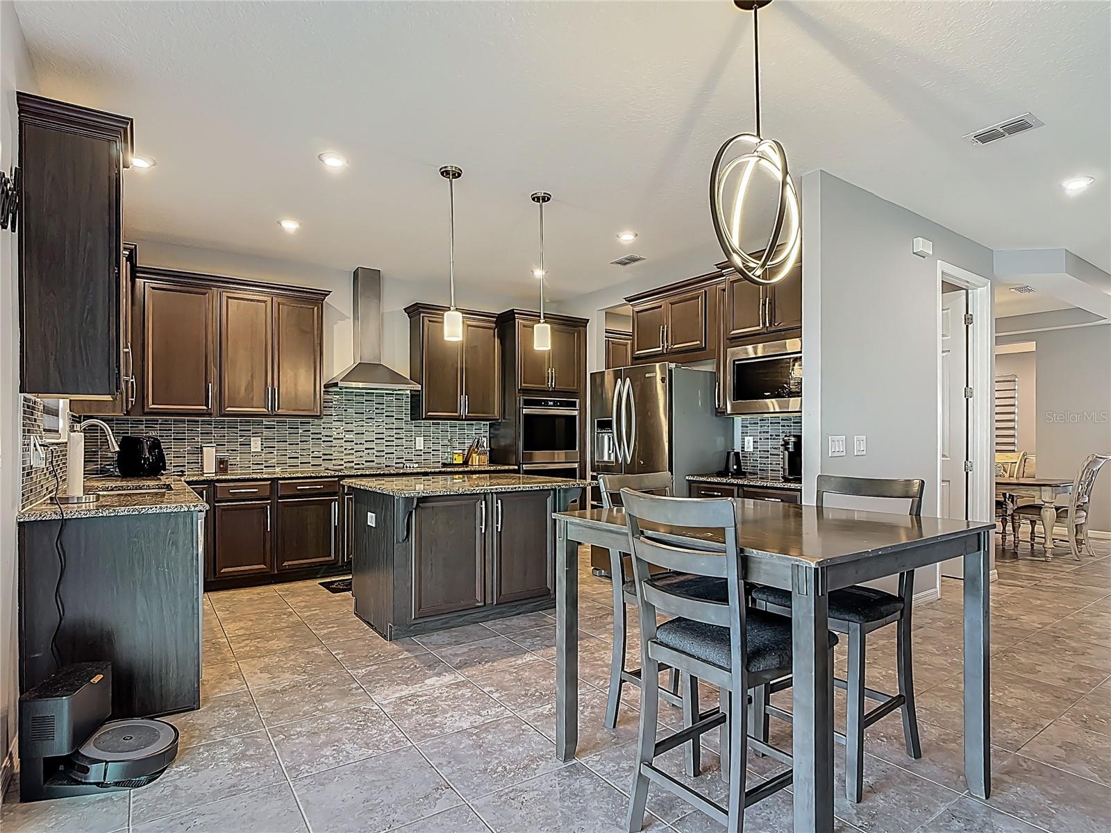 TAPESTRY PH 5 - Residential