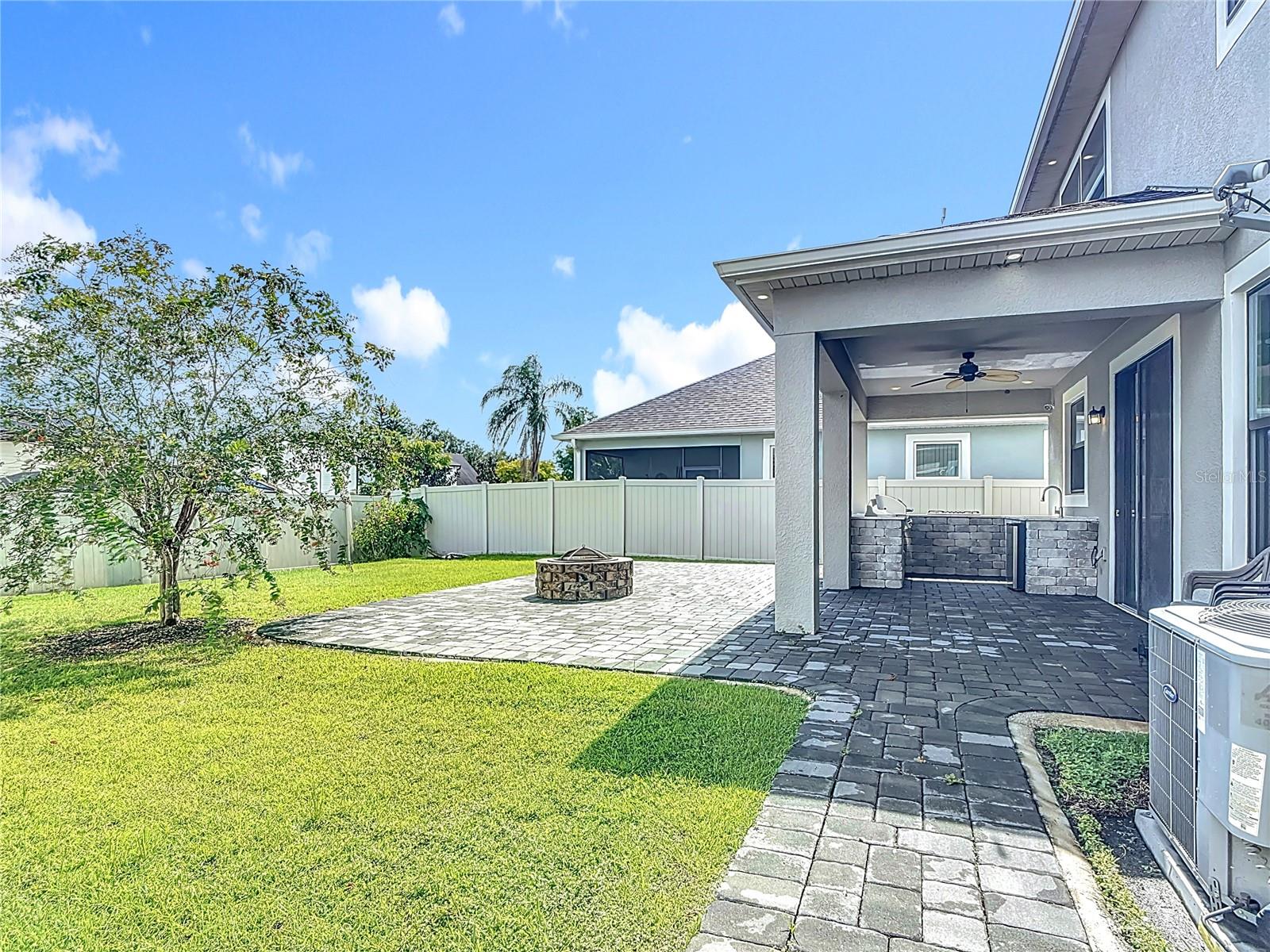 TAPESTRY PH 5 - Residential