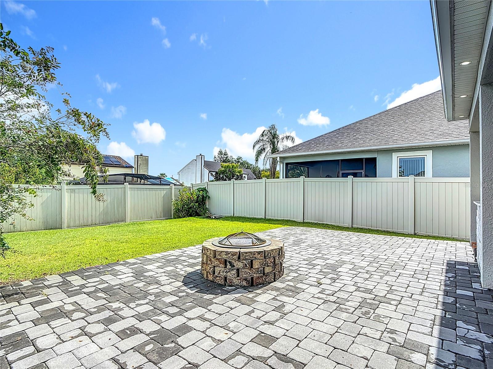 TAPESTRY PH 5 - Residential