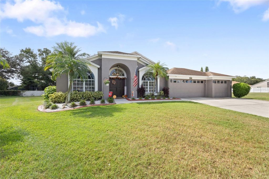 Photo of 4408 Castlebar Way, Valrico, FL 33596 (MLS # TB8436159)