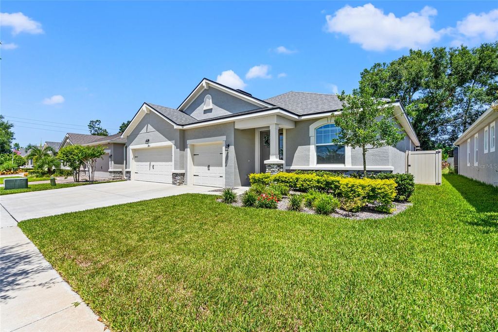 Photo of 2512 VALLEY SUNSET LANE, VALRICO, FL 33594 (MLS # T3467809)