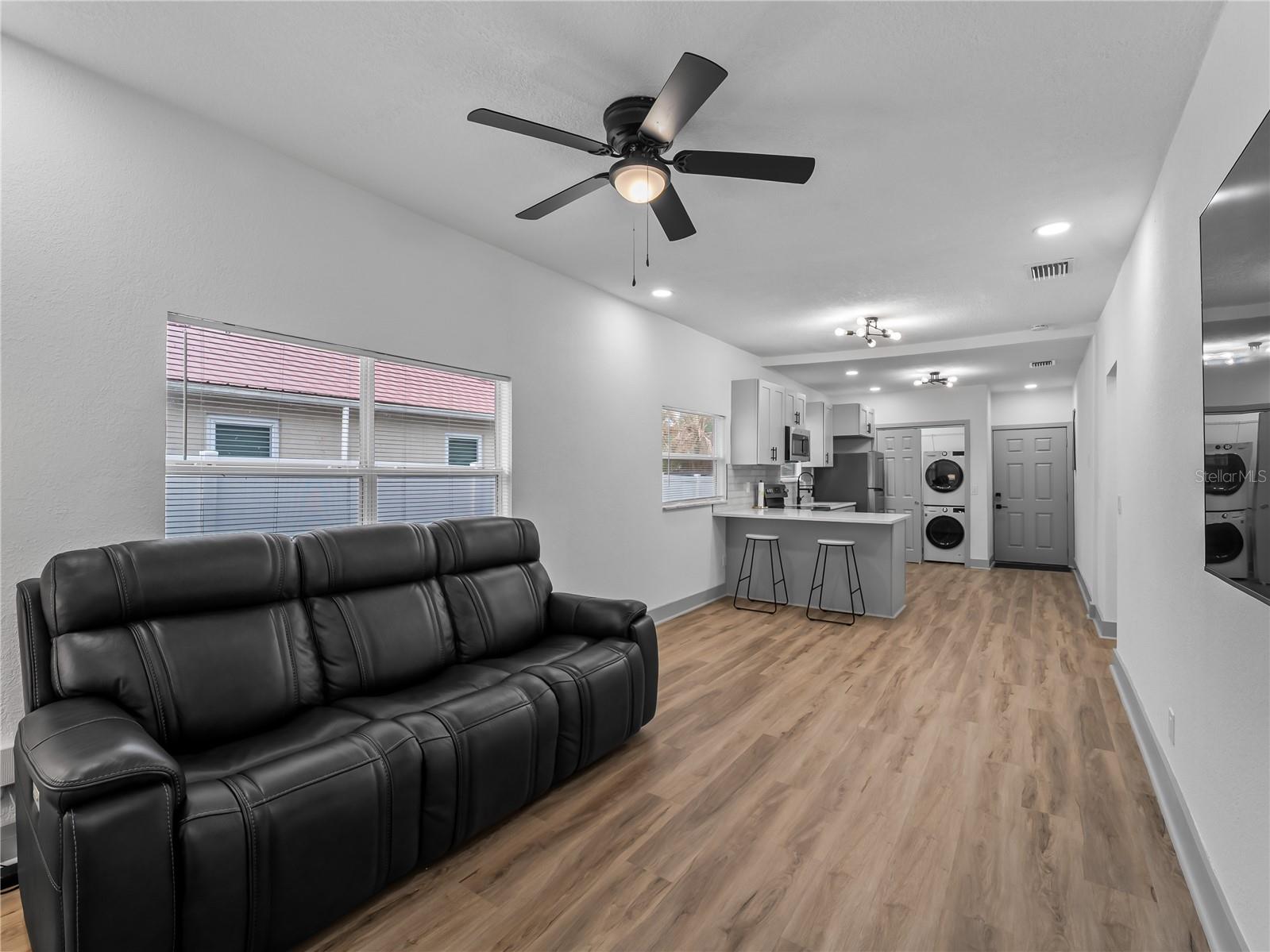 SULPHUR SPGS ADD - Residential