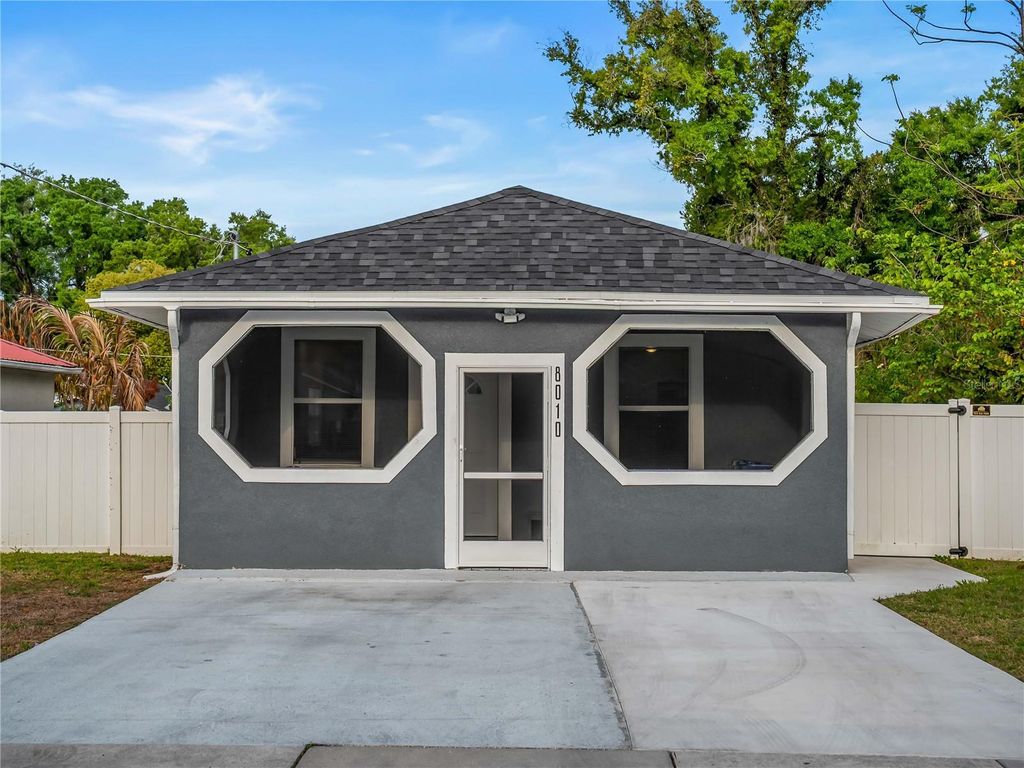 Photo of 8010 N Brooks Street, Tampa, FL 33604 (MLS # N6143641)