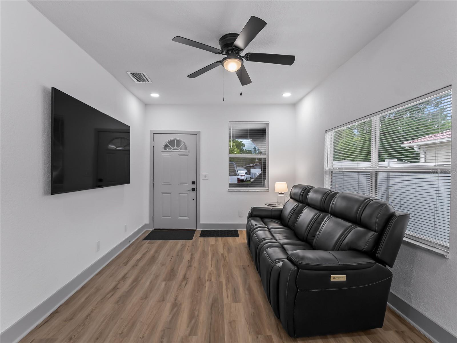 SULPHUR SPGS ADD - Residential