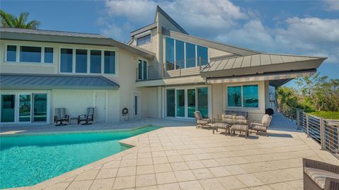 A home in LONGBOAT KEY