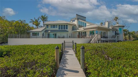 A home in LONGBOAT KEY