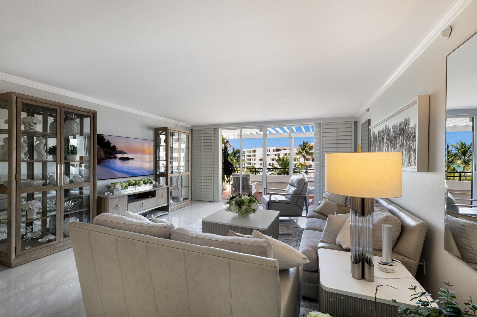 PLAYERS CLUB III - Residential