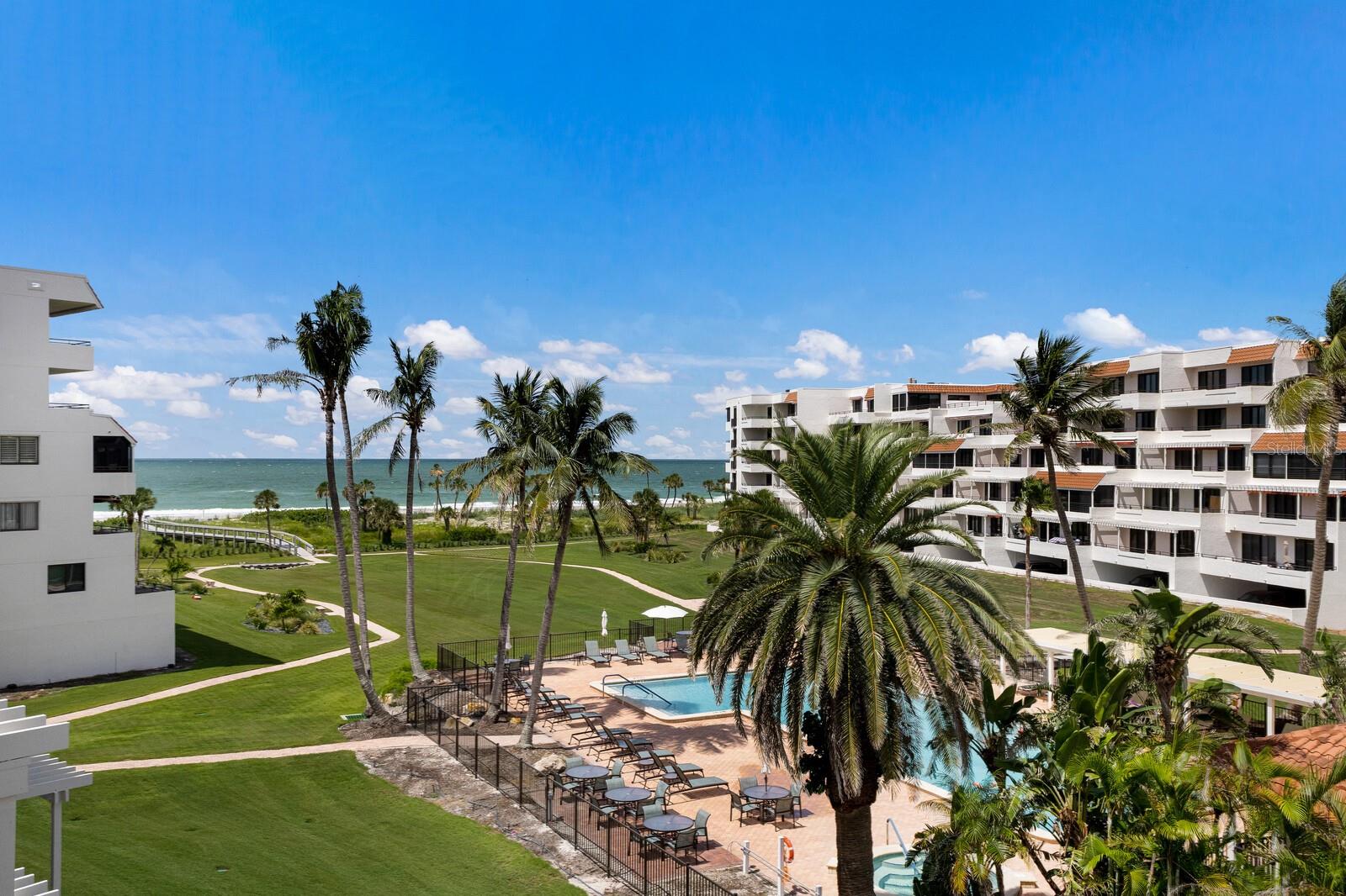 PLAYERS CLUB III - Residential