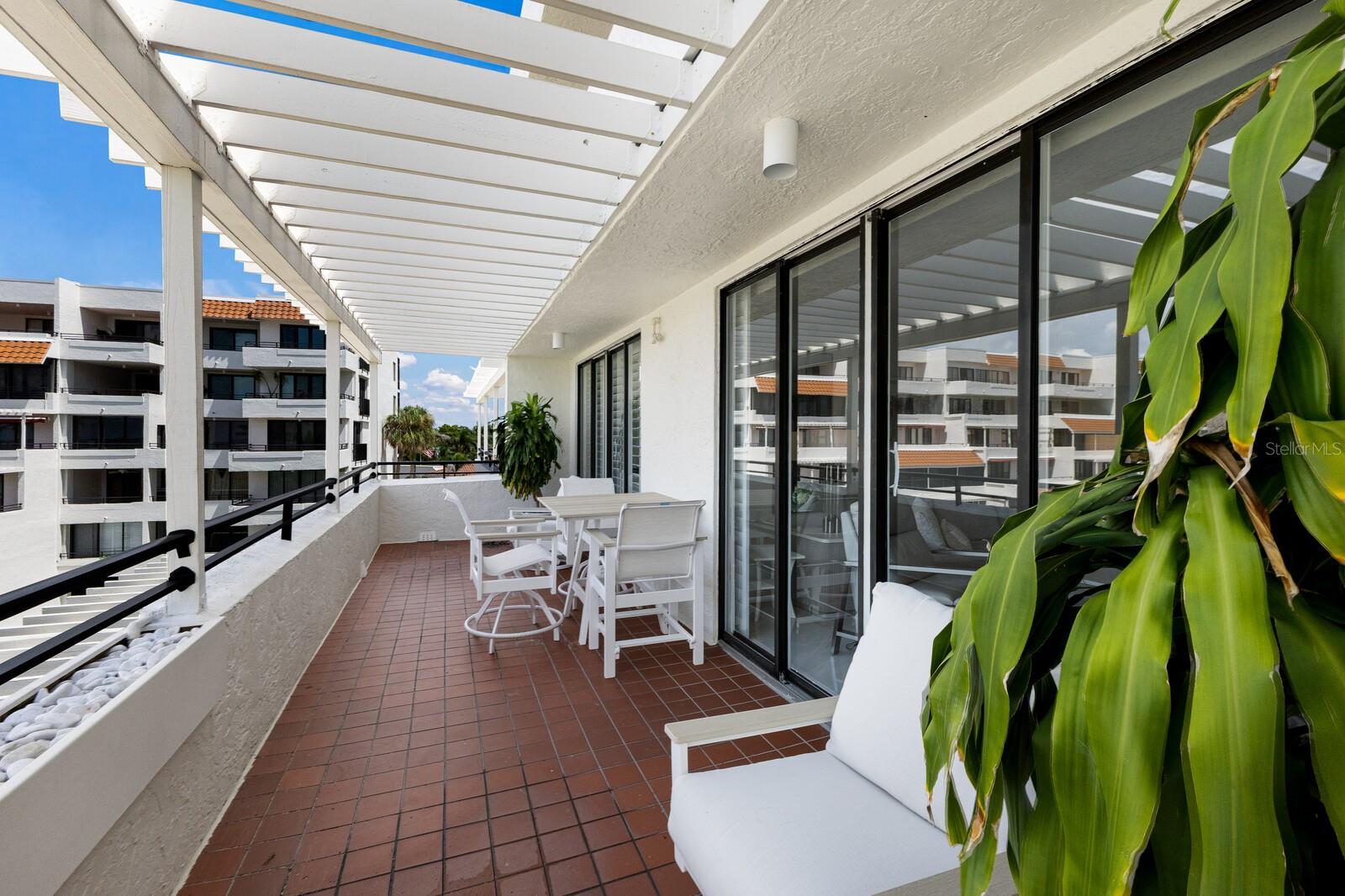 PLAYERS CLUB III - Residential