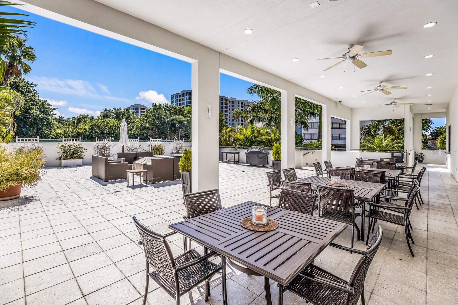 PLAYERS CLUB III - Residential
