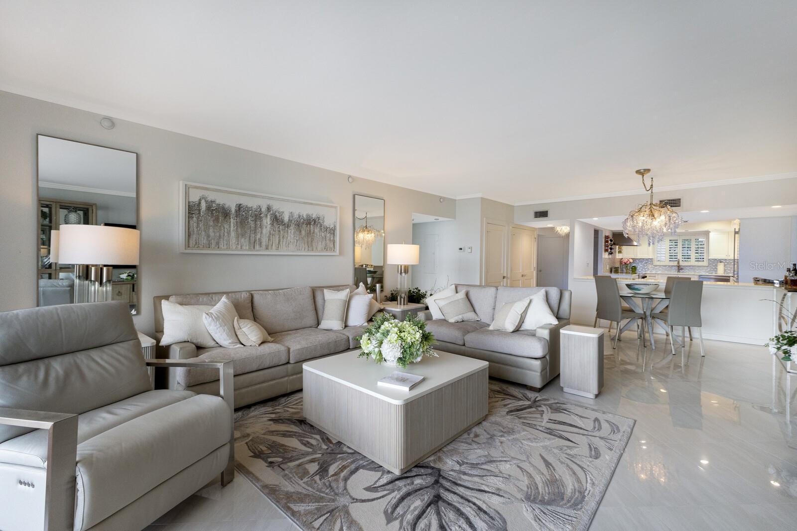 PLAYERS CLUB III - Residential