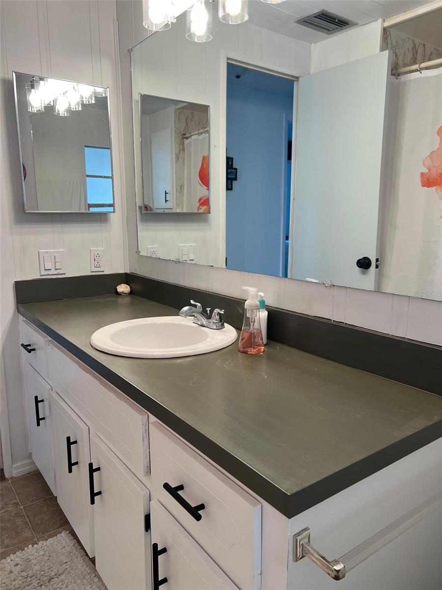 PALM HILL MOBILE HOME PARK UNREC - Residential