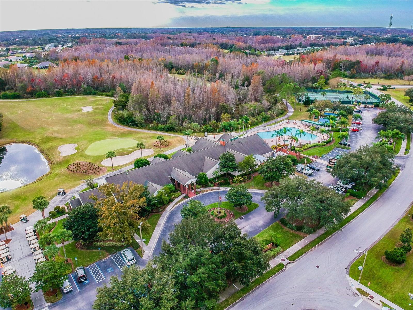GROVES PH 02 CLUB VILLAS - Residential