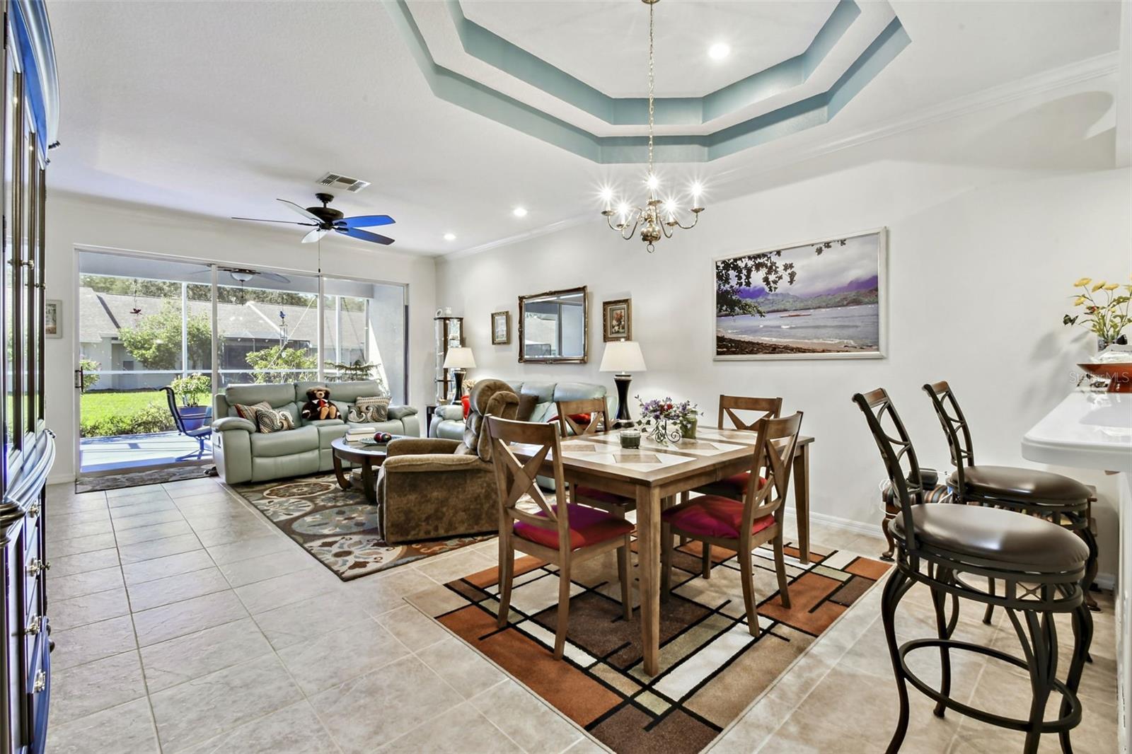 GROVES PH 02 CLUB VILLAS - Residential