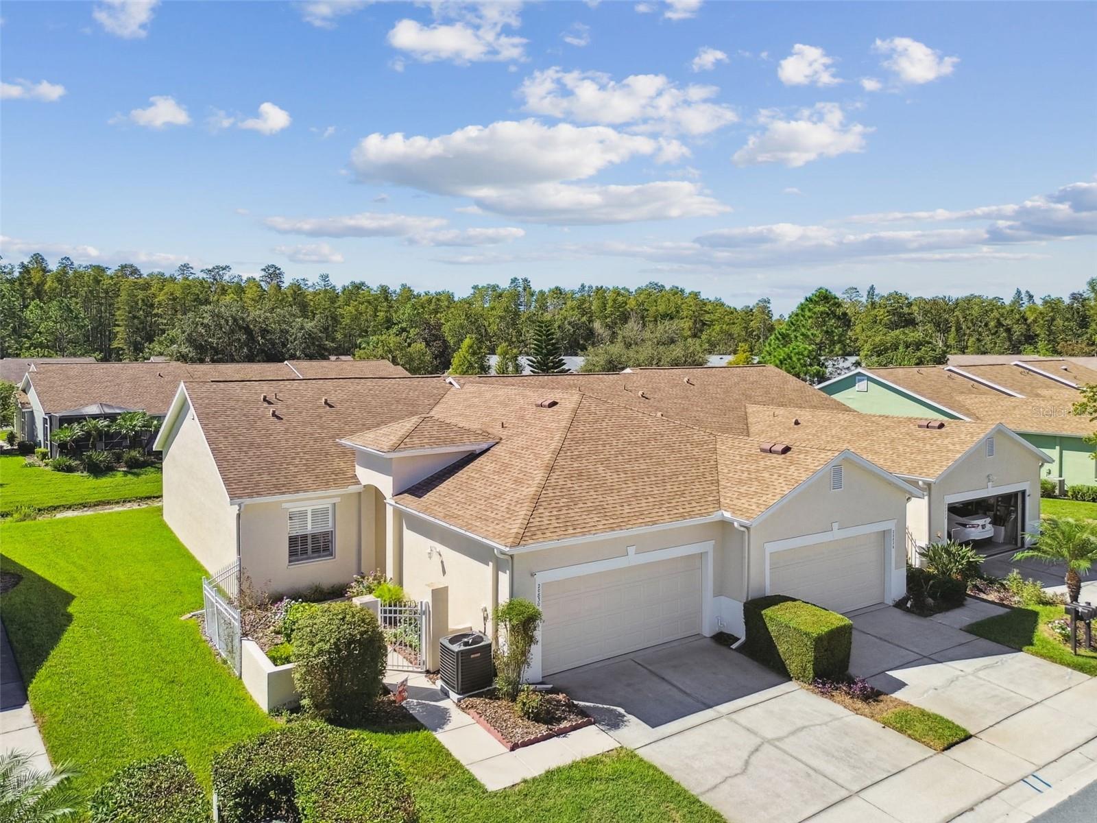 GROVES PH 02 CLUB VILLAS - Residential