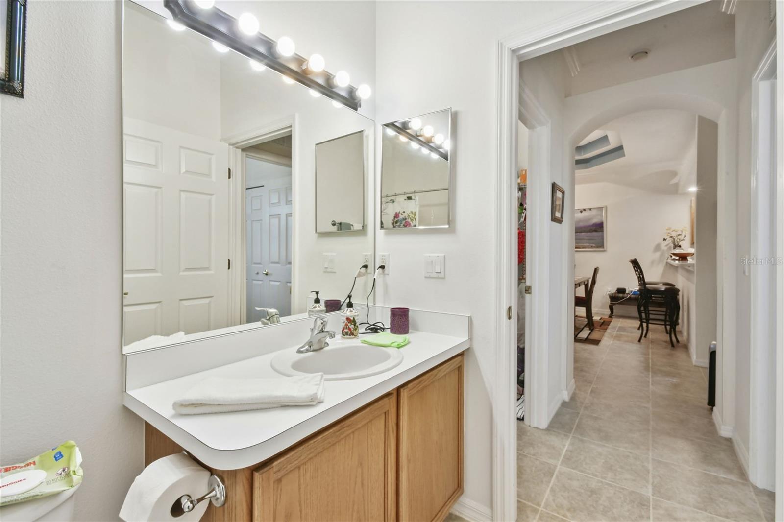 GROVES PH 02 CLUB VILLAS - Residential